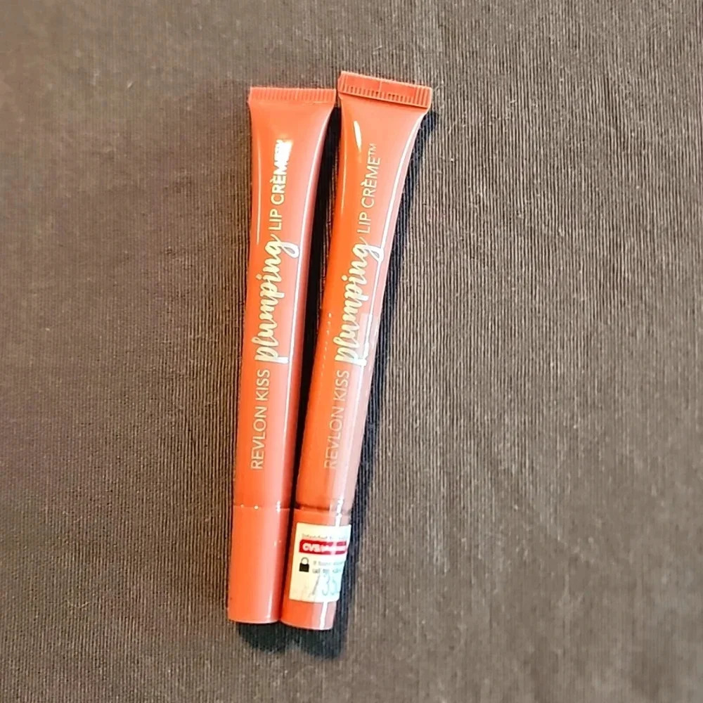 (2) Revlon Kiss Plumping Lip Creme-505 Abricot Silk